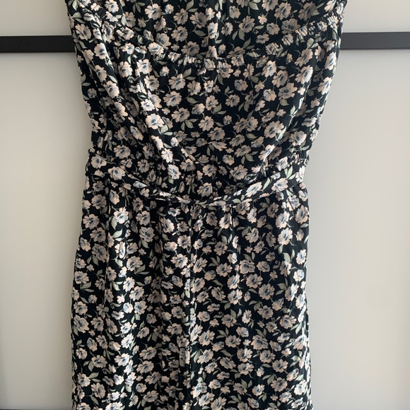 AE floral romper - Picture 5 of 5